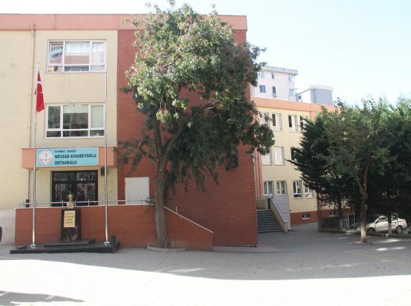 Nevzad Ayasbeyoğlu Ortaokulu Fotoğrafı